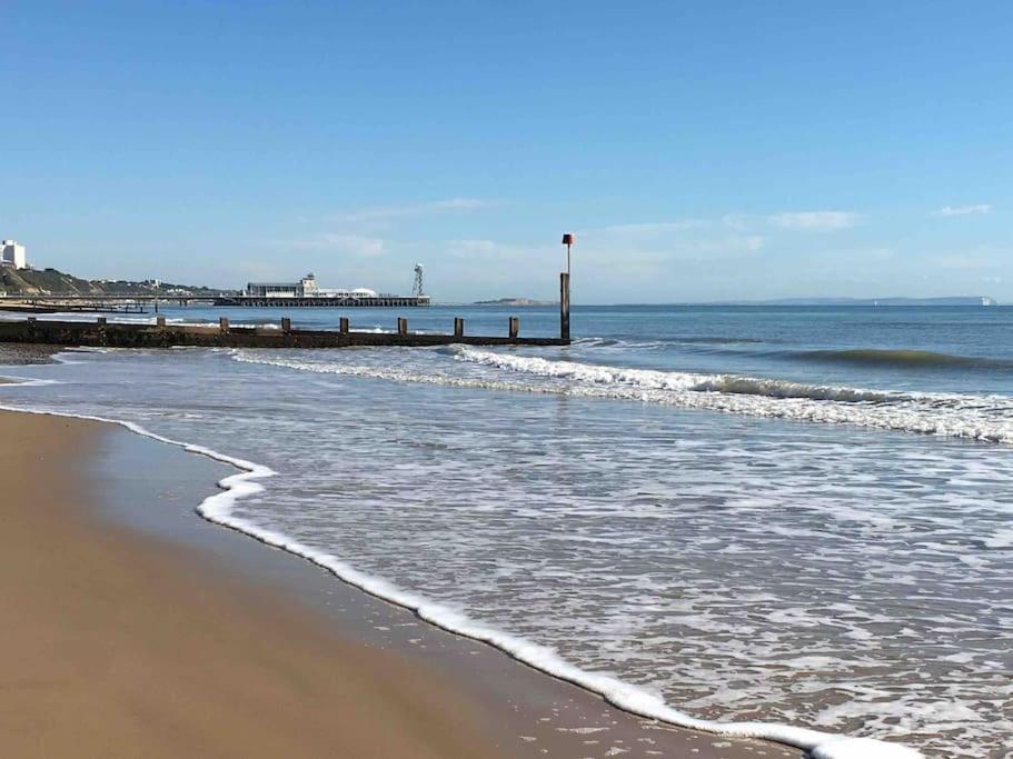 Bournemouth Cosy Retreat Leilighet Eksteriør bilde